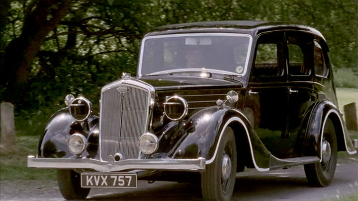 foyles-car-3      