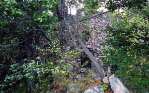 deer-island-large-stone-ruins 